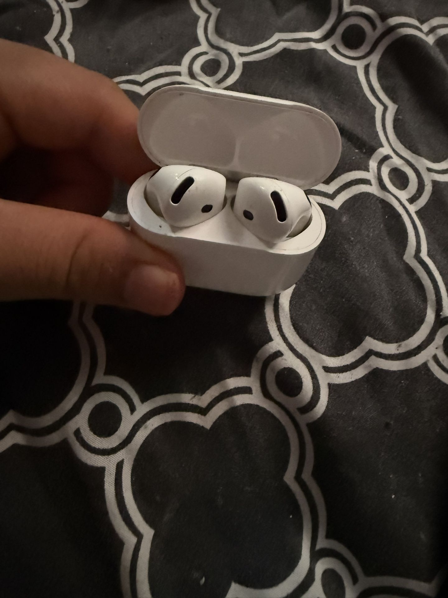 AirPods Pro 4