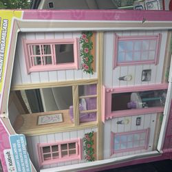 Kid Kraft Doll House New 