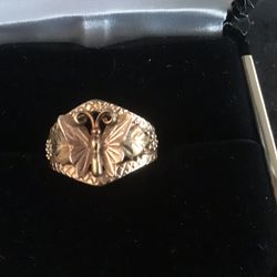 Landstrom’s Black Hills Gold Butterfly Ring