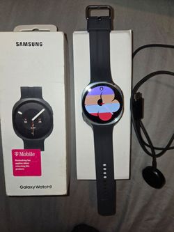 Samsung Galaxy Watch 9 with Charger
