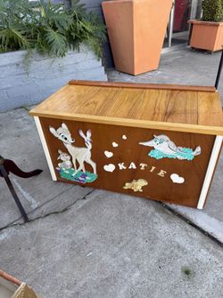 Mid Century Children’s Hope Chest