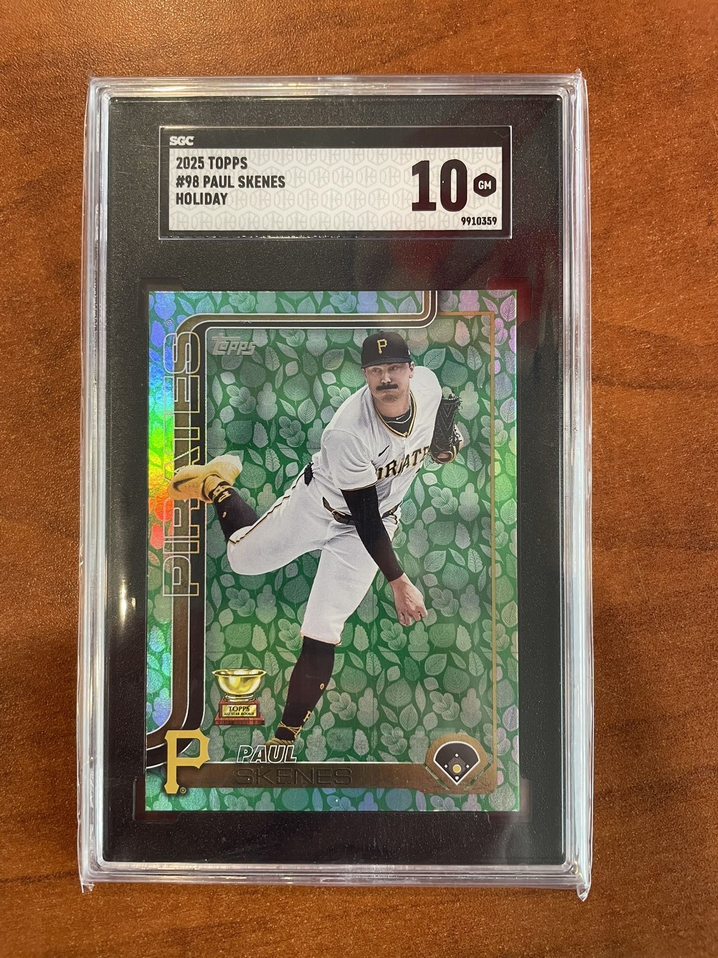 2025 Topps Paul Skenes [Holiday] #98 (SGC10)