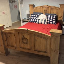 Rustic Pine Wood Queen Bed Frame 