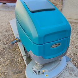 Floor Scrubbers 