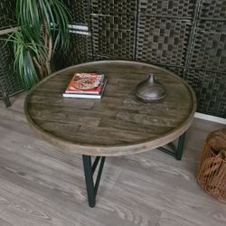 Ashley Furniture Cazentine Coffee Table