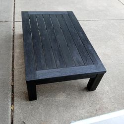 Indoor Outdoor Coffee Table/ 47 X 30 X 15 Inches