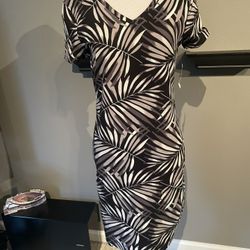 Black/white palm print dress