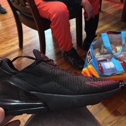 Nike Air Max 270 Sz 13 M