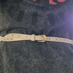 Cream Skinny Belt with Gold Buckle (Size M/L)