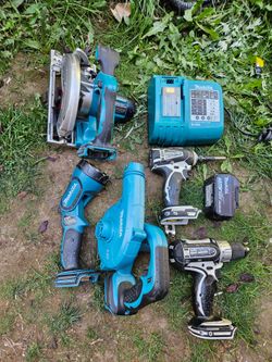 Makita  $200  Everything is working