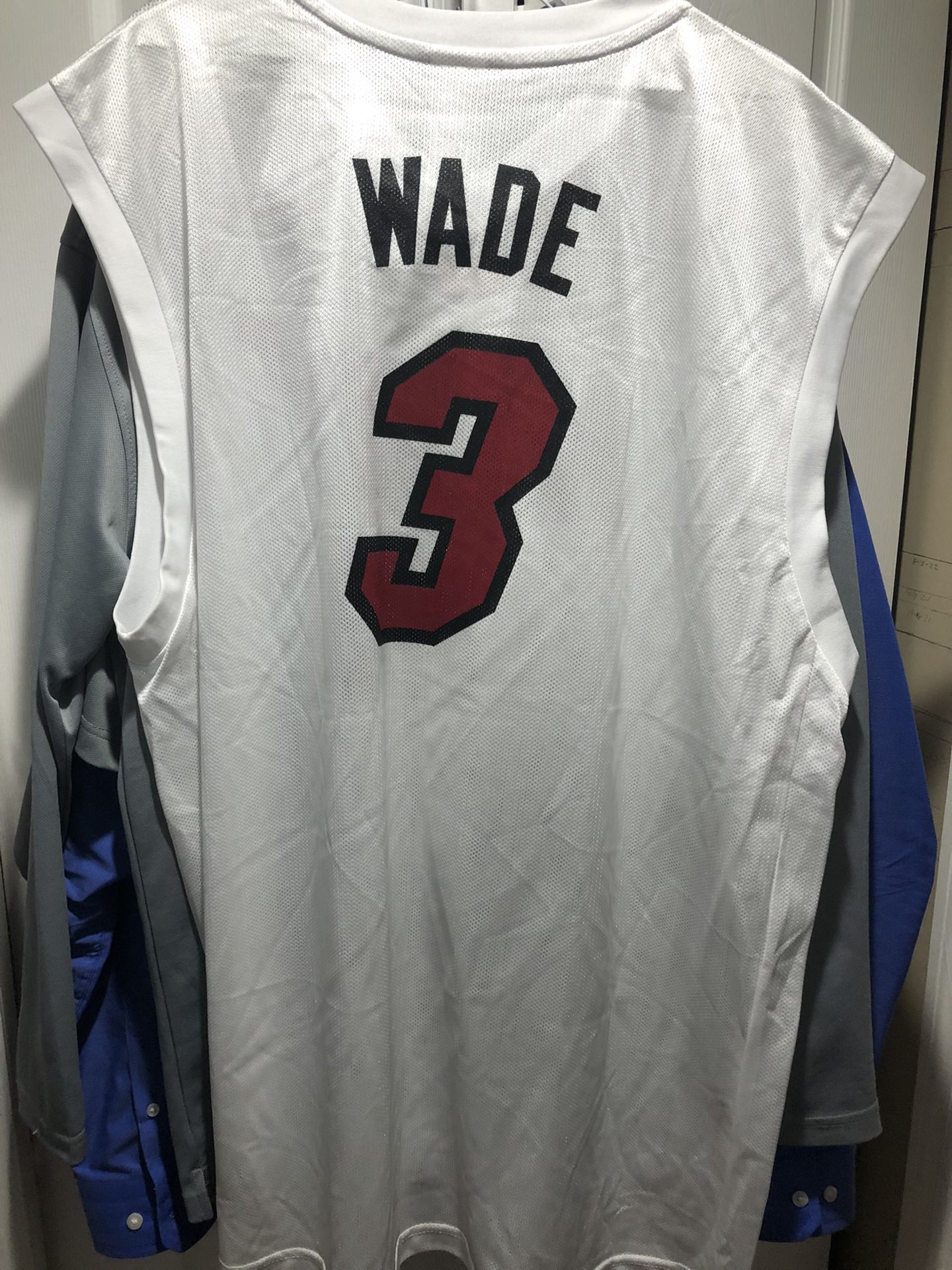 Miami Heat Alternate Jersey for Sale in Auburn, WA - OfferUp