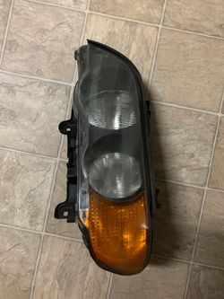 2000—2003 BMW X5 Left Driver Headlight OEam