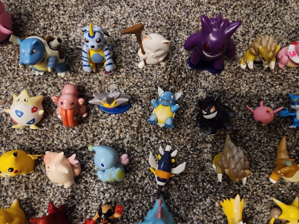 Vintage 90’s 2000 Pokemon Figures. Tomy. Loose. Huge Lot! As is