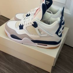 Jordan 4 Navy Sb