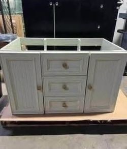 New Assembled Wall Mounted Floating 30” Bathroom Vanity Without Sink with 3 Drawers and 1 Door