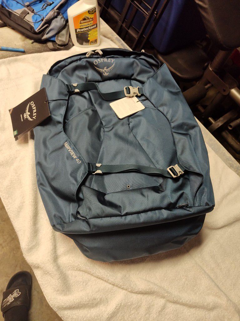 Osprey Fairview 40 Travel Backpack 