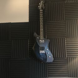 Fender Meteora - Black Special Edition