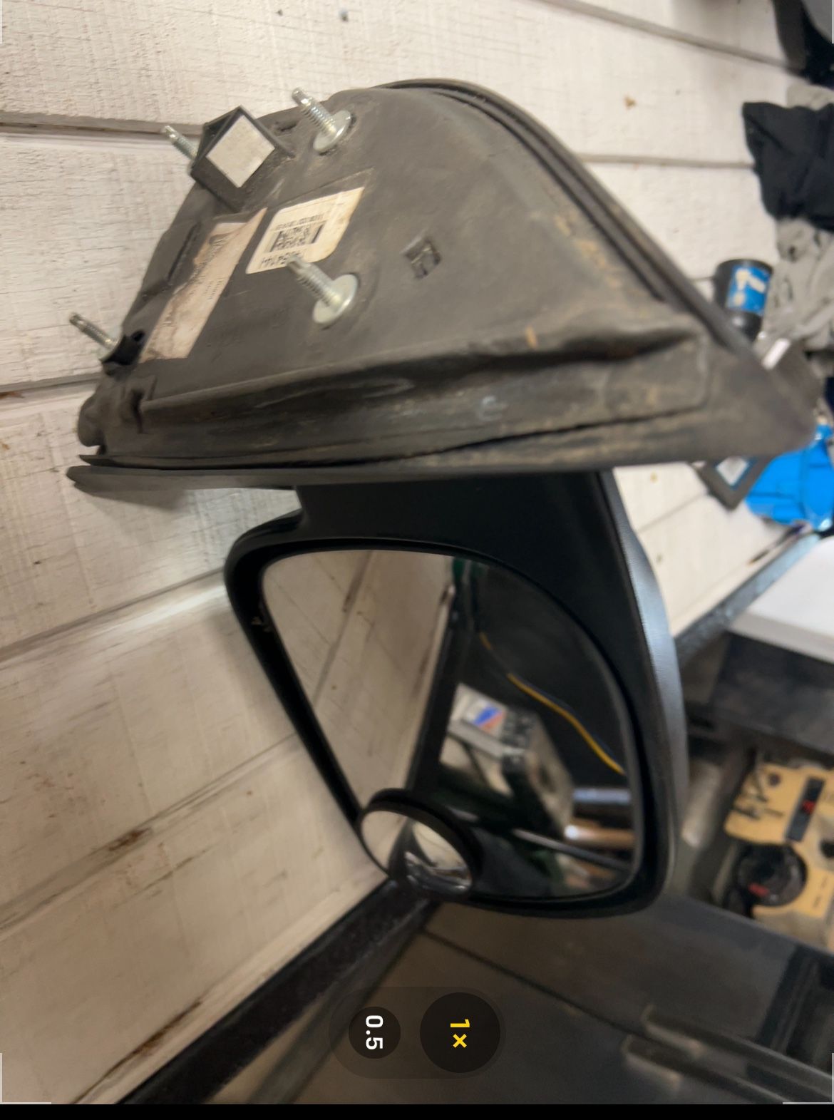 99-16 Ford F250 xlt passenger side miror manual