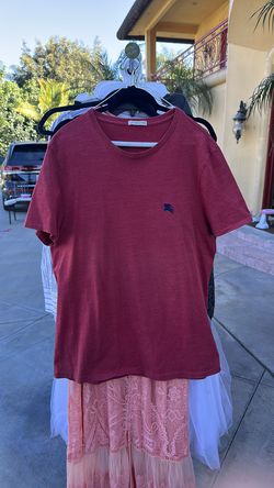 Burberry tee shirt