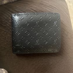 LOUIS VUITTON MENS CARD HOLDER for Sale in Lakewood, CA - OfferUp