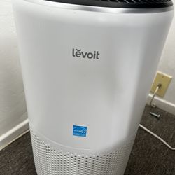 Levoit Core 400S Smart True HEPA (AirSight Plus)