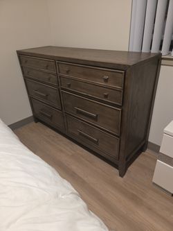 6 Drawer Wood Dresser