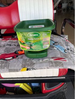 Brand new scotts handy feeder 2