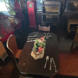 Antique Dollhouse Furniture 70 Pieces. 