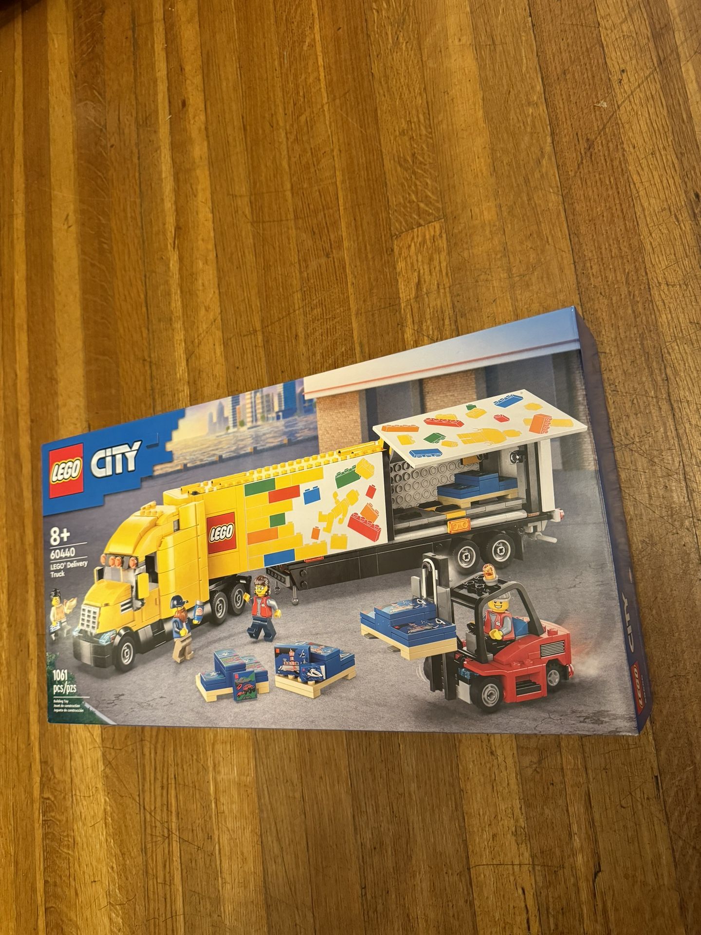 Lego City LEGO Delivery Truck (60440) Brand new