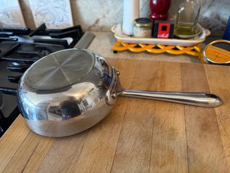 All-Clad D3 1Qt Stainless Sauce Pan
