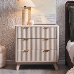 E947 $100  Fluted 3 Drawers Nightstand, Oversized Extra Large Modern Side Table, End Table Bedside for Bedroom, Living Room, Curved Profile Design, Wh