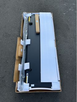 Flush Cover Comes In A Box 6 Brackets 2 Rails 1 Tonneau Cover Bolts, Instructions, & Extra Weather Seal Included  FITS 2019, 2020, 2021, 2022, 2023, 2