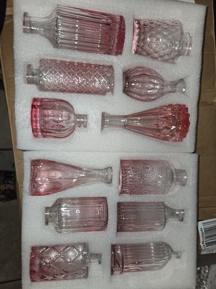 Pink Glass Bud Vases Set of 12, Mini Flower Vase for Centerpieces, Small Vases in Bulk for Wedding Decorations, Vintage Vase for Table, Home Décor