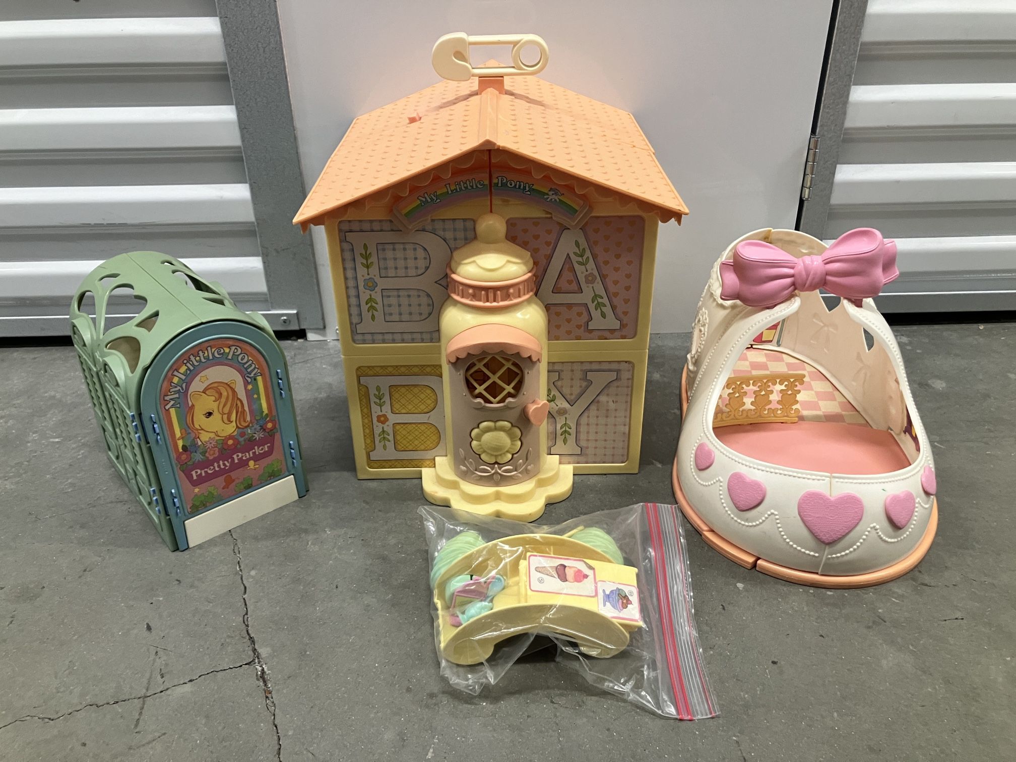 Vintage My Little Pony Dollhouse Play Sets