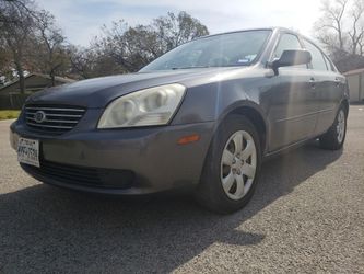 selling my 2008 kia optima. It runs n drives perfect.