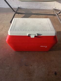 Gott Cooler Ice Chest $25