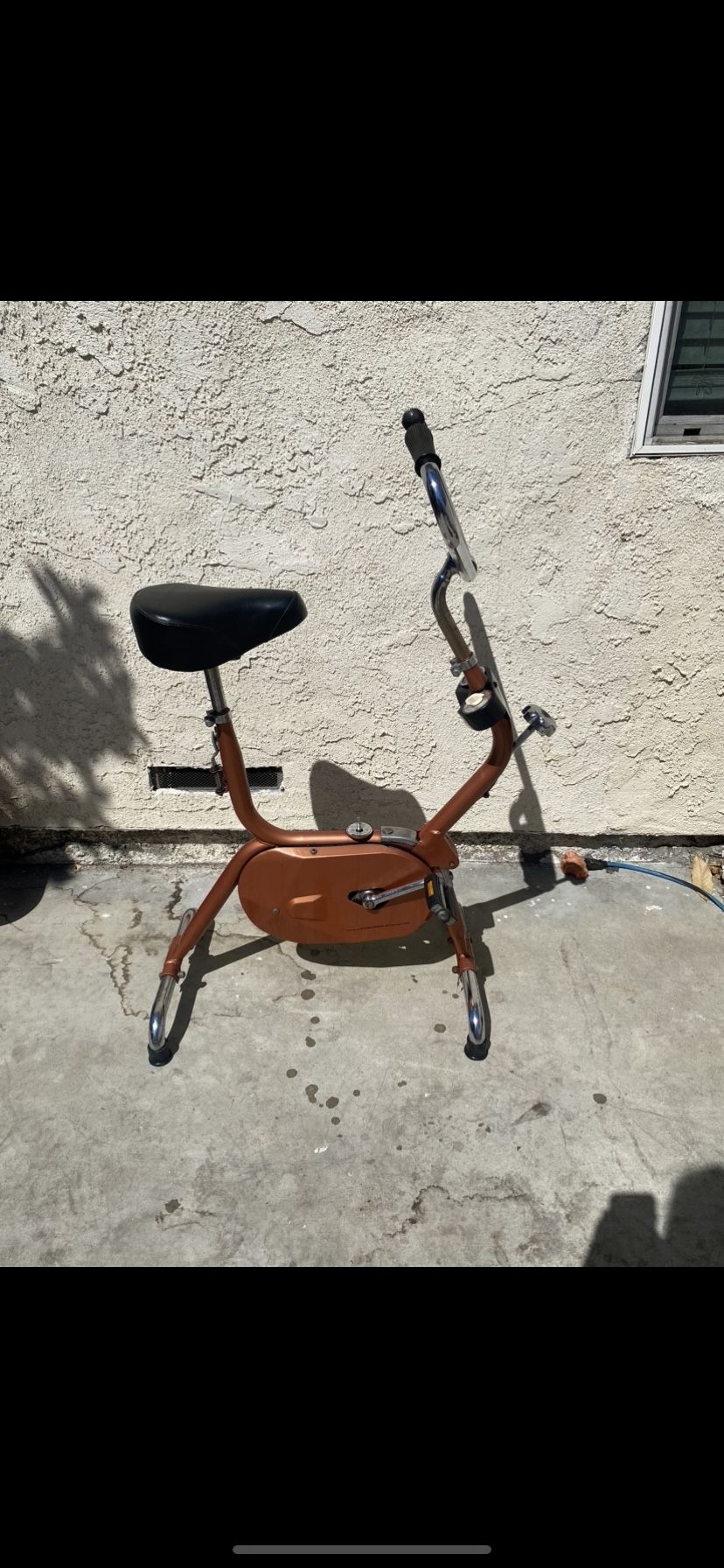 Exercise Bike Looks Brand New
