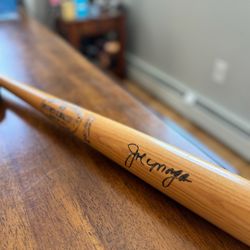 Signed Sports Memorabilia 