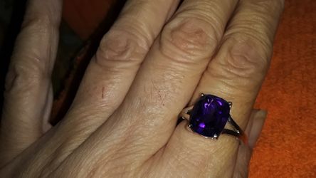 Large Luxury Lusaka Amethyst ring. Set in Sterling silver. Over 6 Carats .