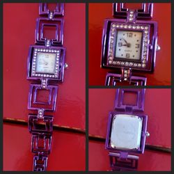 Quartz Watch. Purple Flexible Link Band. Clasp