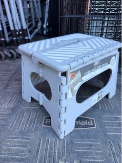 Simplify Plastic Foldable Step Stool