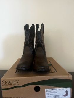 Boys boots