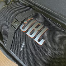 Brand New JBL Xtreme 4 Bluetooth Speaker With Case