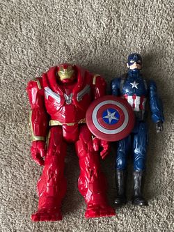 Iron Man and Captain America Big Figures