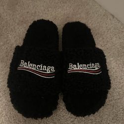 Balenciaga slides 