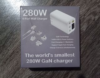 280W  Multi-Port GaN Charger with Screen