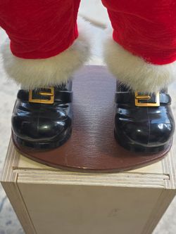 Vintage Jingle Bell Rock Animated Musical Dancing Santa Claus Edition #1 1998