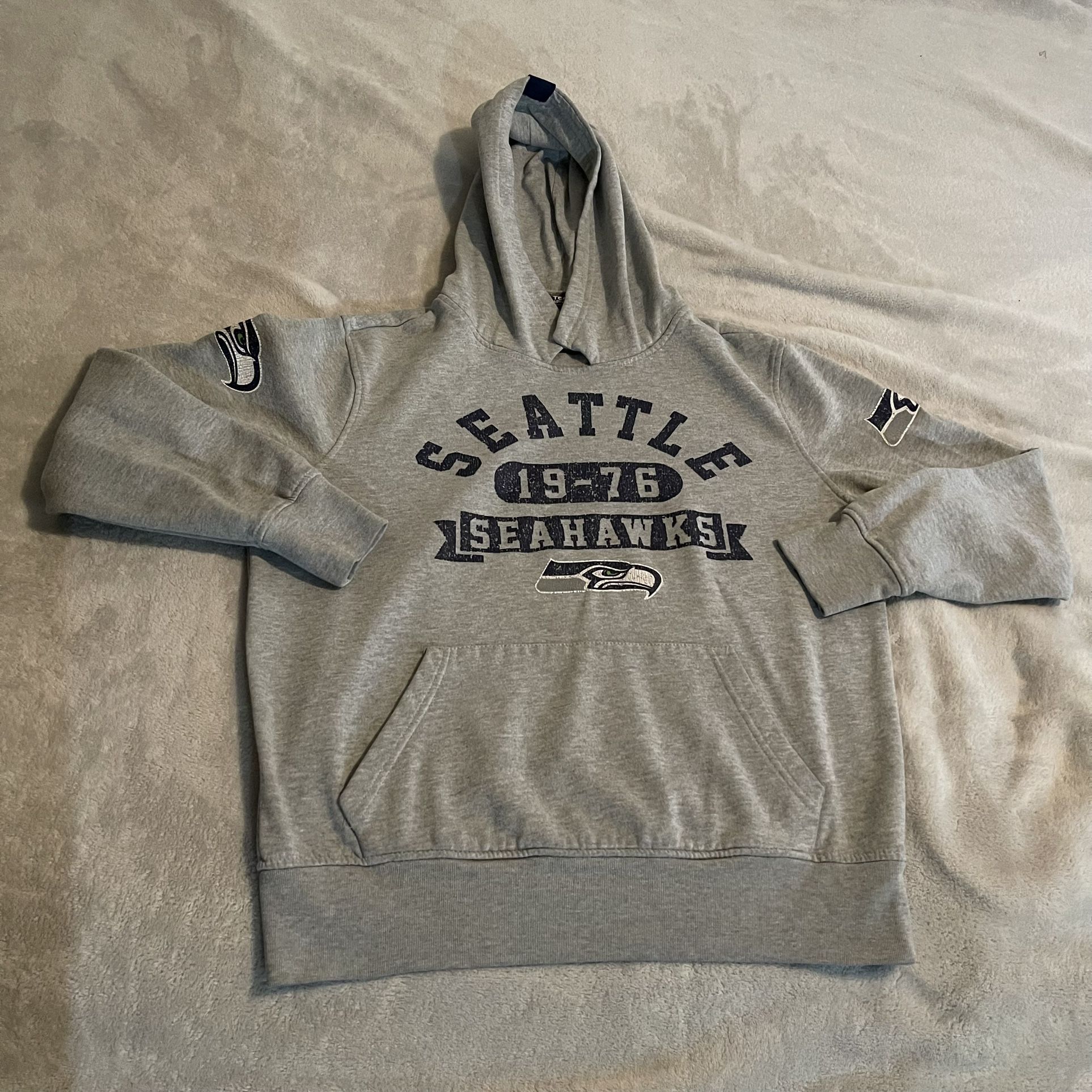 Seattle Seahawks Hoodie Adult Medium Gray NFL Football Sweatshirt Sweater Casual