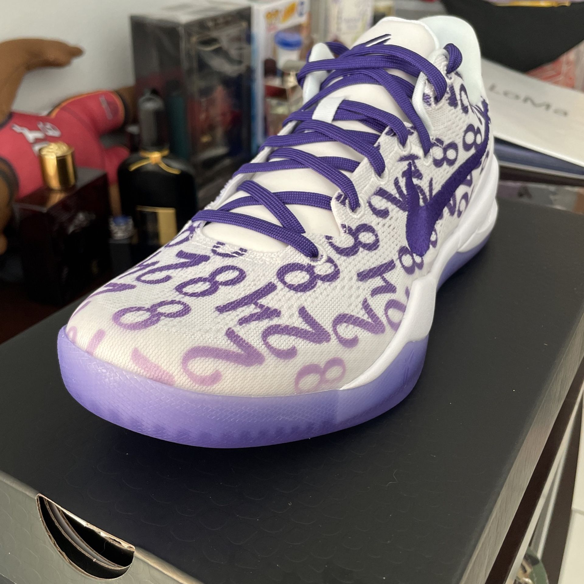 Kobe 8 Size 8.5