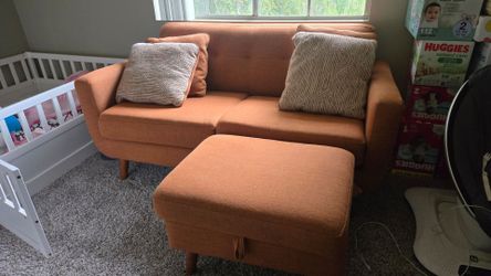 Bettie love seat with ottoman